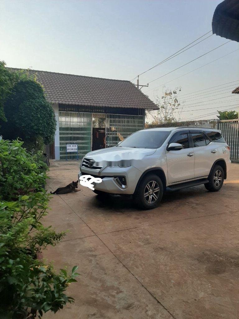 Toyota Fortuner   2017 - Cần bán lại xe Toyota Fortuner 2017, màu trắng, chính chủ, 838tr