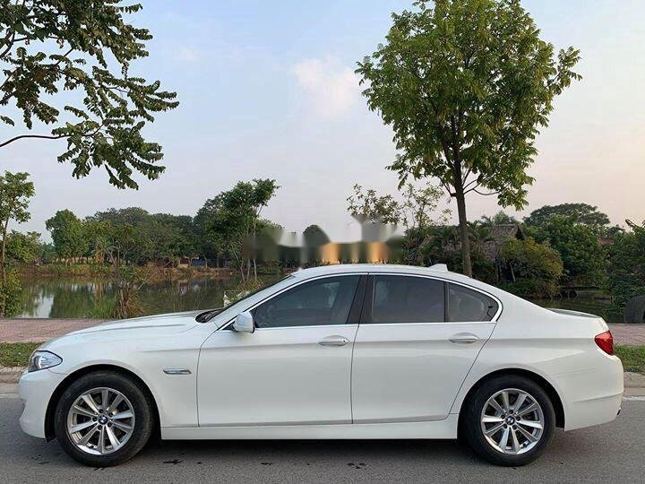 BMW 5 Series   2013 - Bán BMW 520i đời 2013, nhập khẩu nguyên chiếc giá cạnh tranh