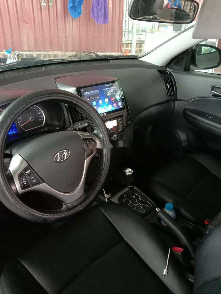 Hyundai i30 2009 - Cần bán Hyundai i30 sản xuất 2009, màu bạc, nhập khẩu