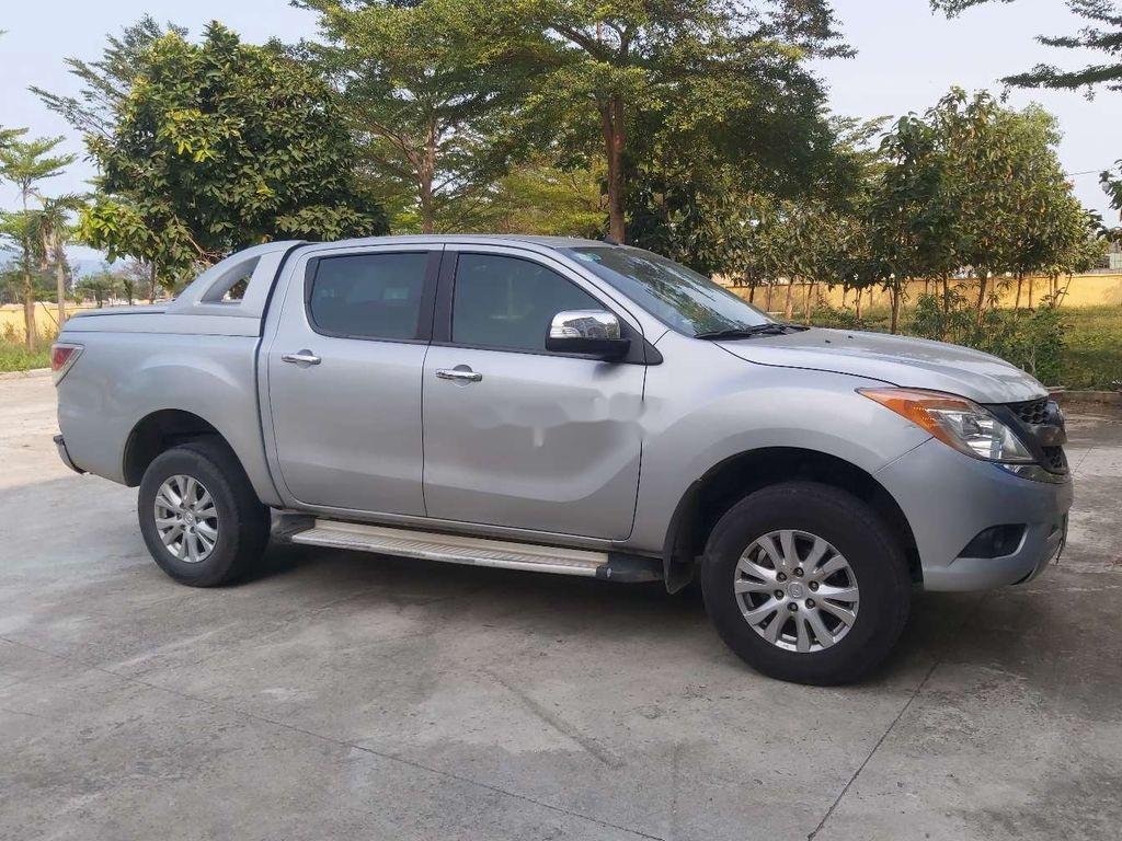 Mazda BT 50 2014 - Cần bán xe Mazda BT 50 AT sản xuất 2014, màu bạc, nhập khẩu nguyên chiếc, giá 445tr