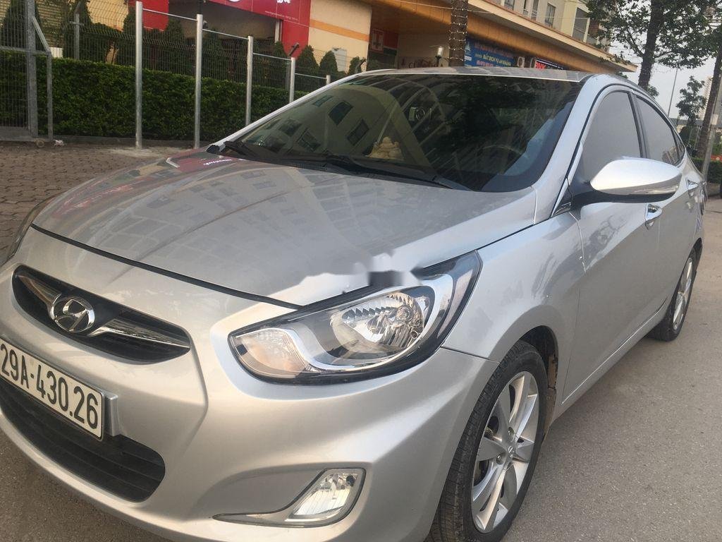 Hyundai Accent 2011 - Xe Hyundai Accent đời 2011, màu bạc, nhập khẩu nguyên chiếc, 339tr