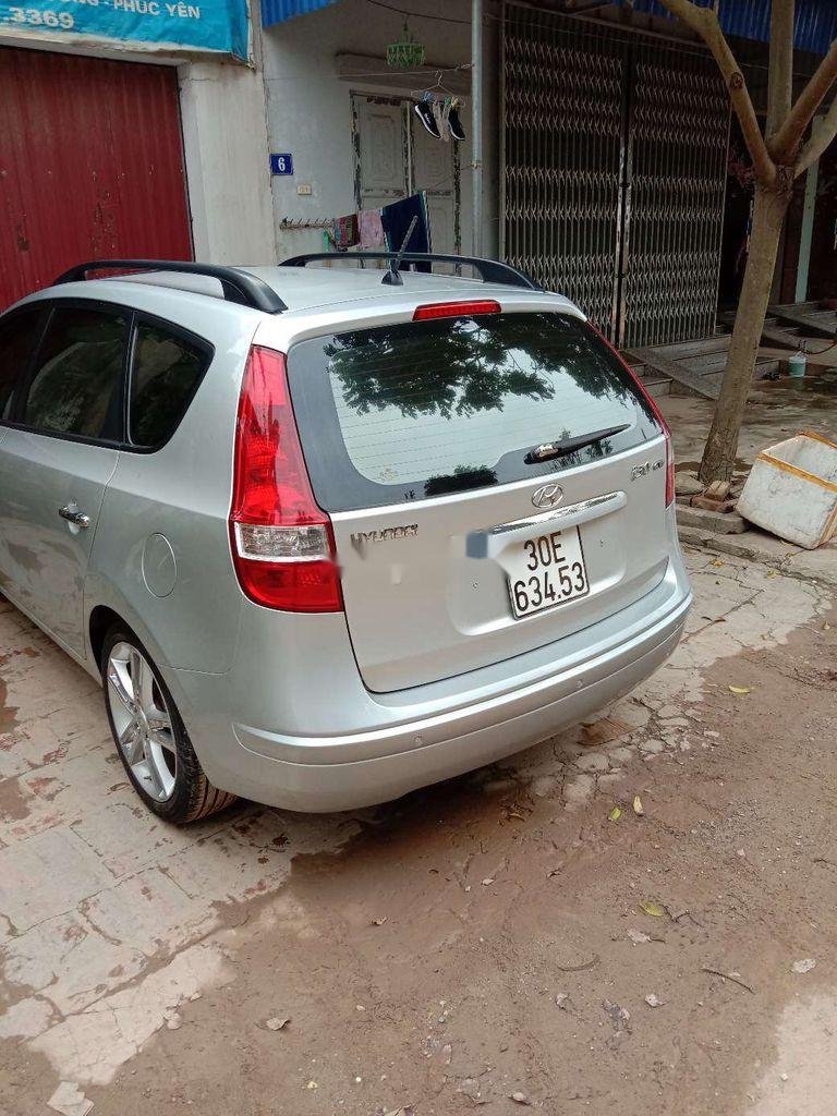 Hyundai i30 2009 - Cần bán Hyundai i30 sản xuất 2009, màu bạc, nhập khẩu