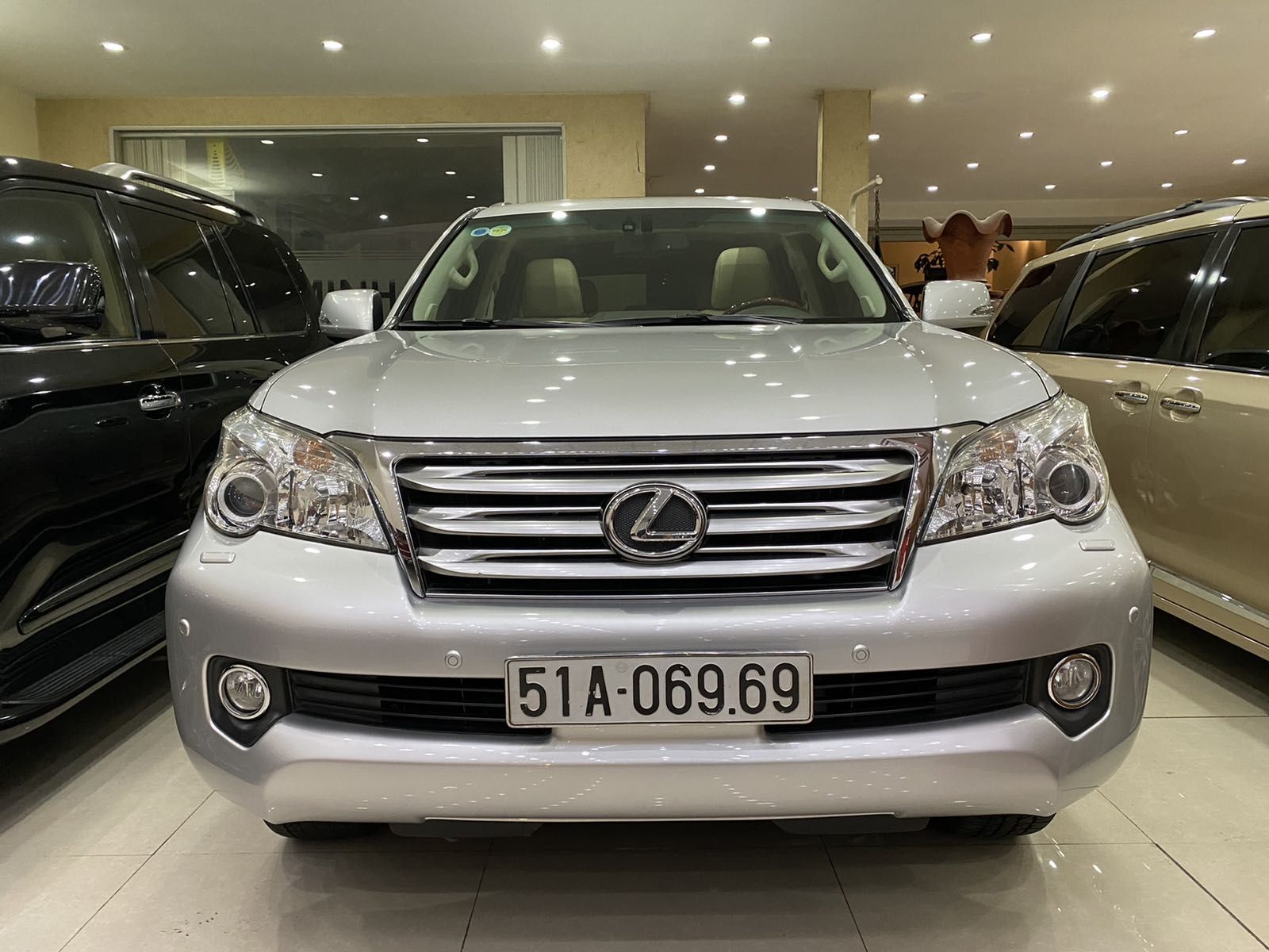 Lexus GX 2011 - Bán Lexus GX460 đời 2011, màu bạc, nhập khẩu nguyên chiếc, giao nhanh