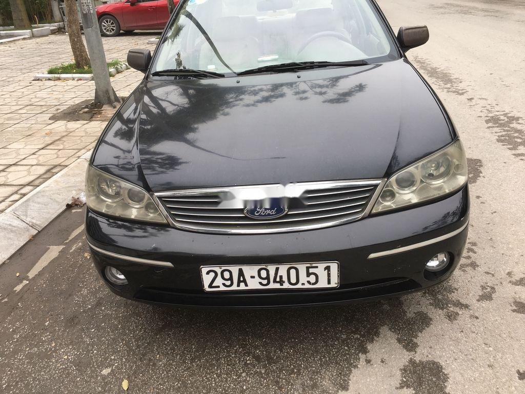 Ford Laser 2005 - Bán ô tô Ford Laser AT năm sản xuất 2005, màu đen, giá tốt