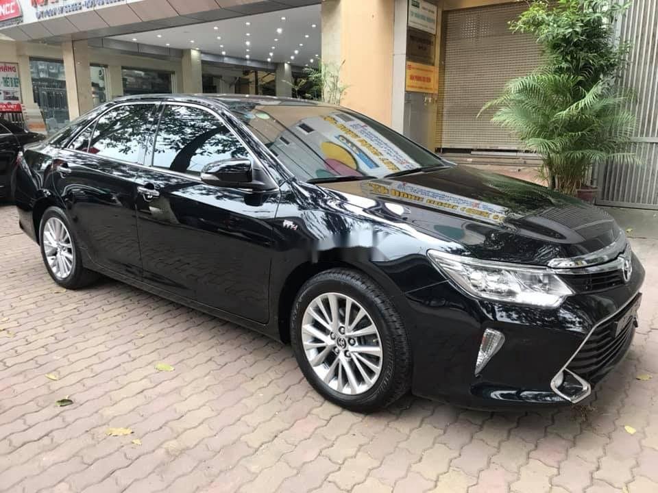 Toyota Camry 2019 - Cần bán xe Toyota Camry 2.5Q sản xuất năm 2019, màu đen