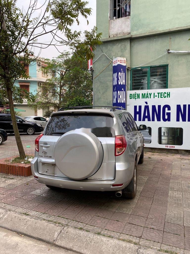 Toyota RAV4 2008 - Bán xe Toyota RAV4 đời 2008, màu bạc chính chủ