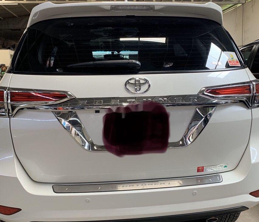 Toyota Fortuner    2019 - Bán xe Toyota Fortuner sản xuất năm 2019, màu trắng, nhập khẩu