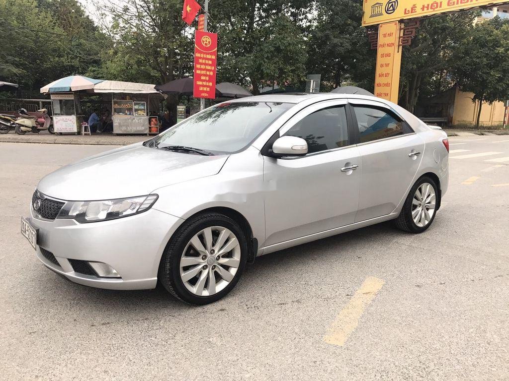 Kia Cerato 2010 - Bán Kia Cerato đời 2010, màu bạc, nhập khẩu nguyên chiếc giá cạnh tranh