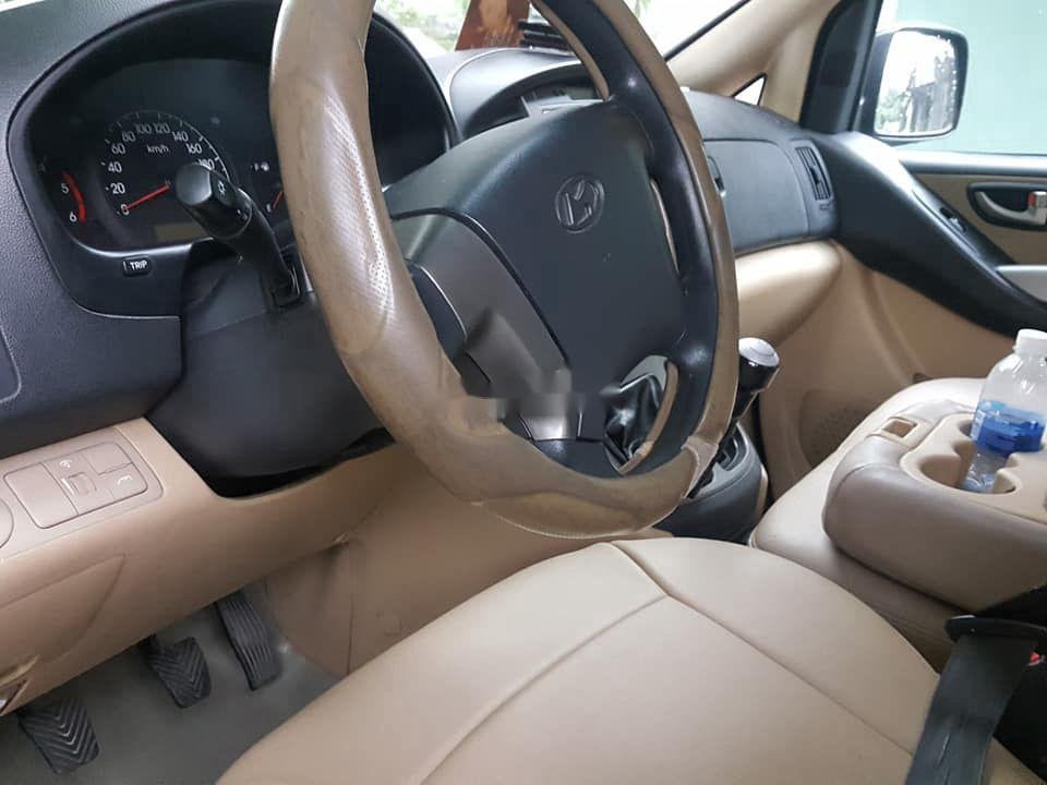 Hyundai Starex 2014 - Bán Hyundai Starex đời 2014, màu bạc giá cạnh tranh