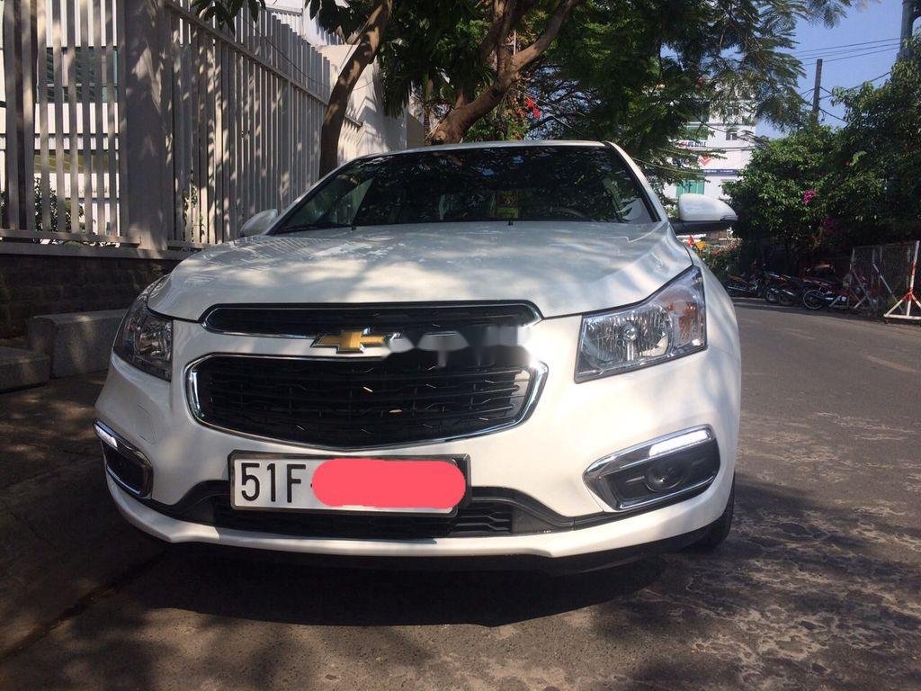 Chevrolet Cruze 2016 - Bán Chevrolet Cruze năm 2016, màu trắng, giá 420tr