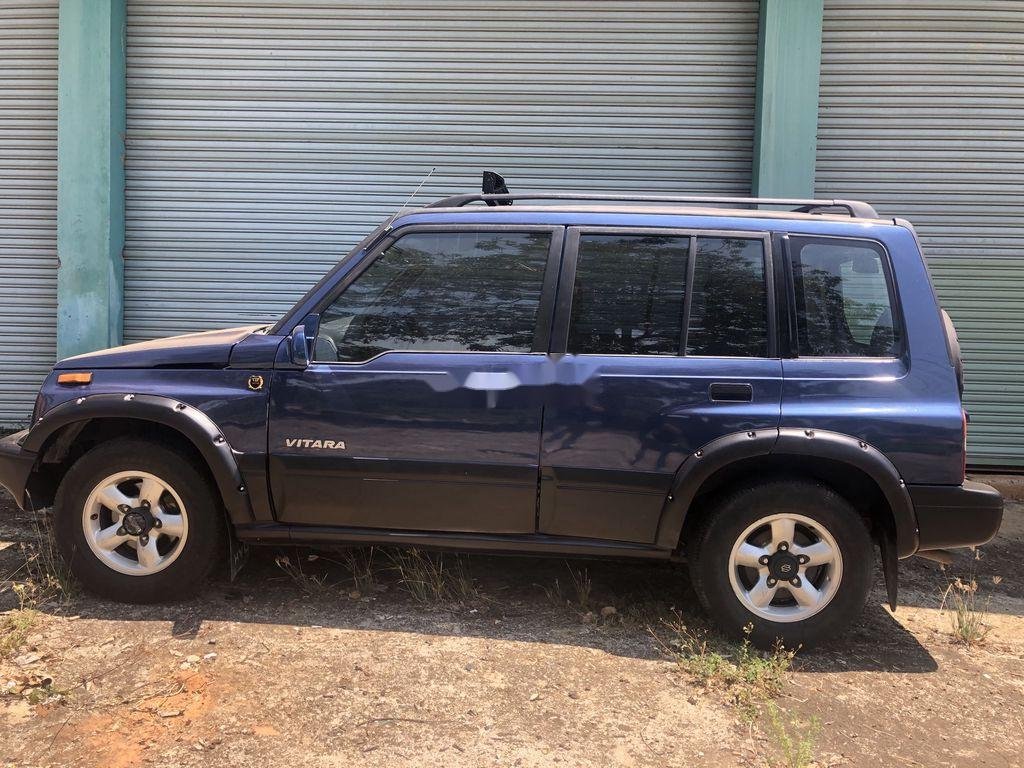 Suzuki Vitara 2005 - Bán xe Suzuki Vitara năm sản xuất 2005, màu đen giá cạnh tranh