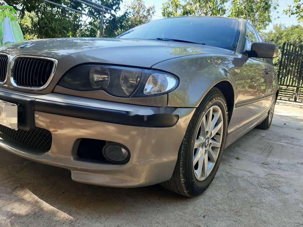 BMW 3 Series 318i  2005 - Cần bán lại xe BMW 3 Series 318i năm 2005, nhập khẩu nguyên chiếc