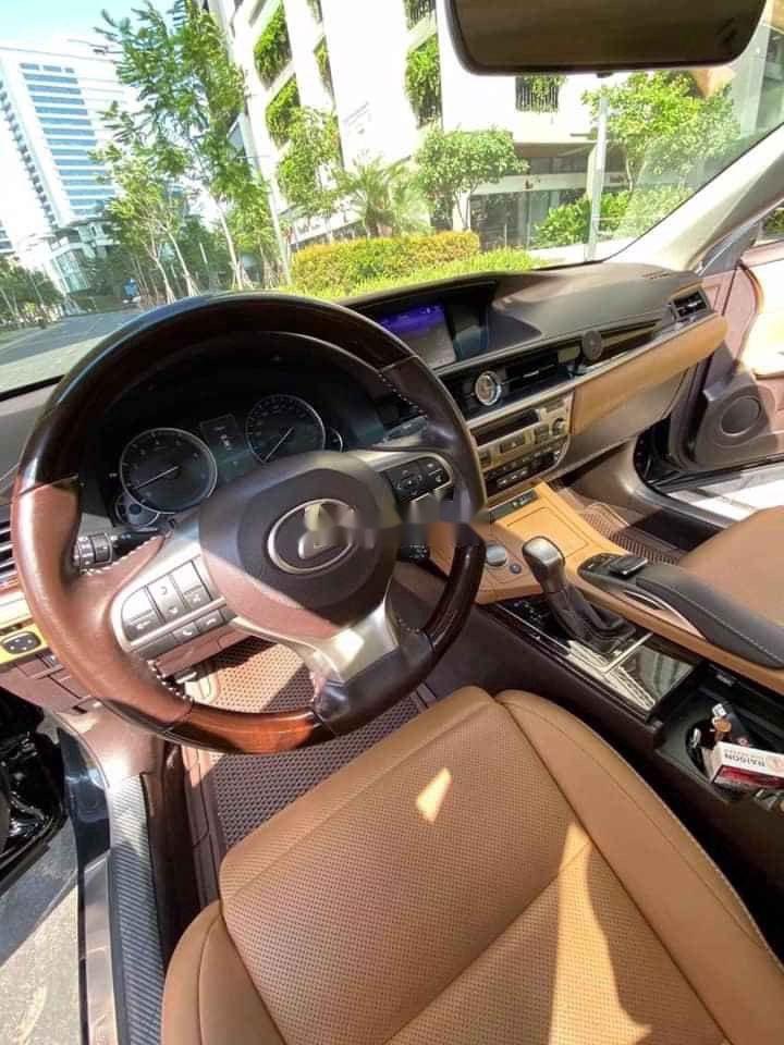 Lexus ES 2017 - Cần bán lại xe Lexus ES250 đời 2017, màu đen