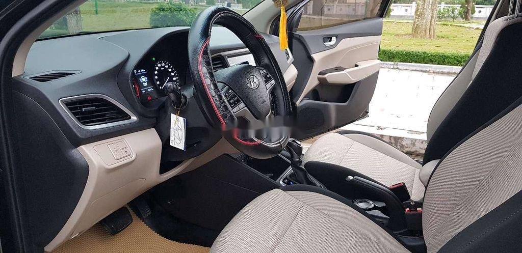 Hyundai Accent 2018 - Bán Hyundai Accent đời 2018, màu đen số tự động, 475 triệu