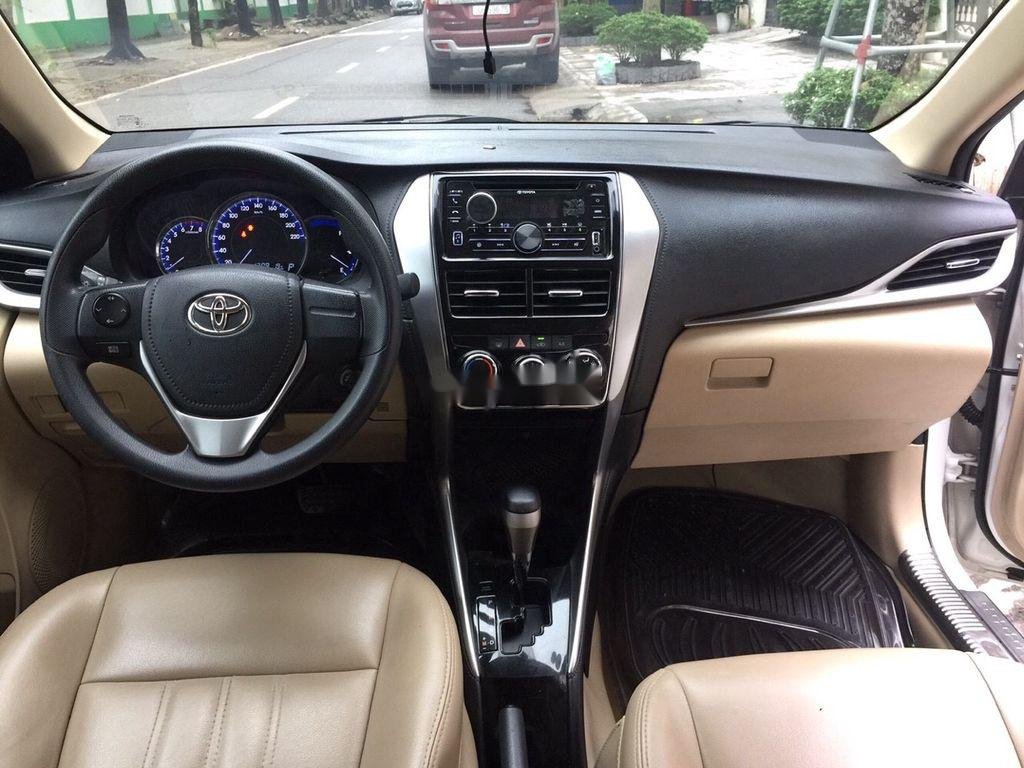 Toyota Vios 2018 - Bán Toyota Vios 1.5E AT năm sản xuất 2018, màu trắng chính chủ