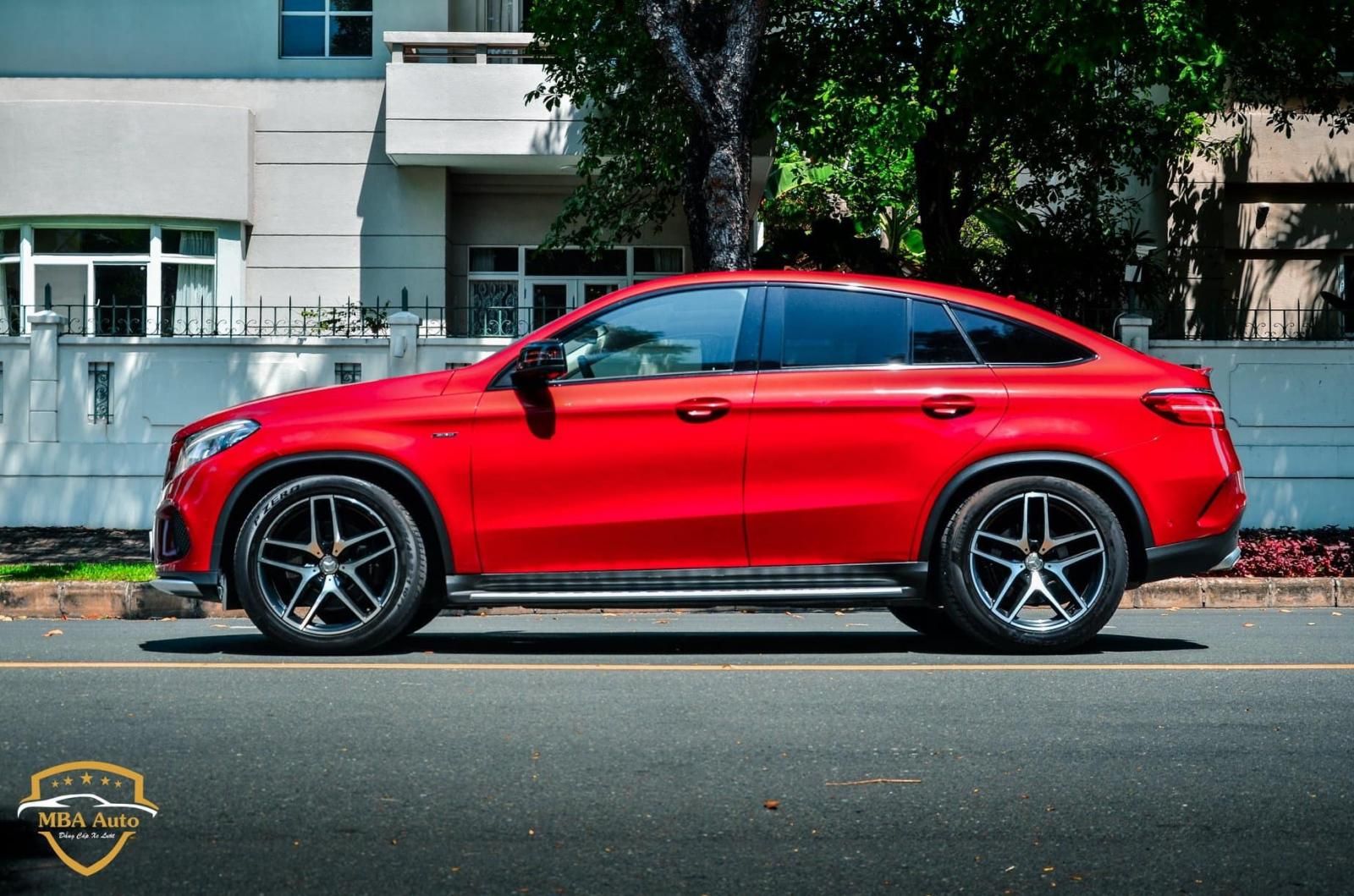 Mercedes-Benz GLE-Class GLE 450 4matic Coupe 2016 - Bán Mercedes GLE 450 4matic Coupe sản xuất năm 2016, màu đỏ, nhập khẩu