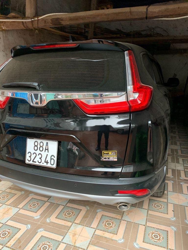 Honda CR V 2018 - Xe Honda CR V đời 2018, màu đen, nhập khẩu nguyên chiếc, giá 925tr