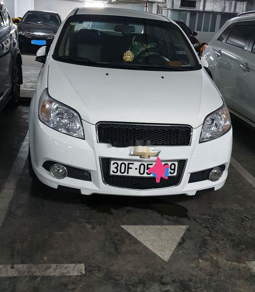 Chevrolet Aveo 2014 - Cần bán xe Chevrolet Aveo đời 2014, màu trắng