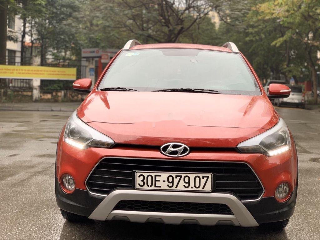 Hyundai i20 Active     2017 - Bán Hyundai i20 Active năm 2017, màu cam 