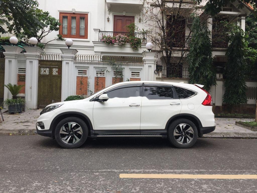 Honda CR V 2017 - Bán Honda CR V 2.4 AT năm sản xuất 2017, màu trắng số tự động