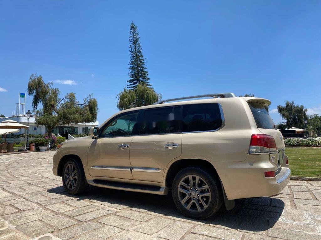 Lexus LX 2008 - Bán xe Lexus LX 570 sản xuất năm 2008, màu vàng, xe nhập như mới