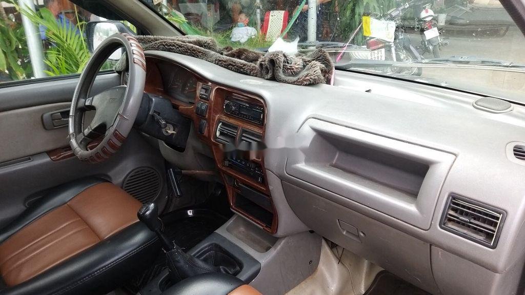 Isuzu Hi lander   2004 - Bán Isuzu Hi lander sản xuất 2004, màu bạc, nhập khẩu 