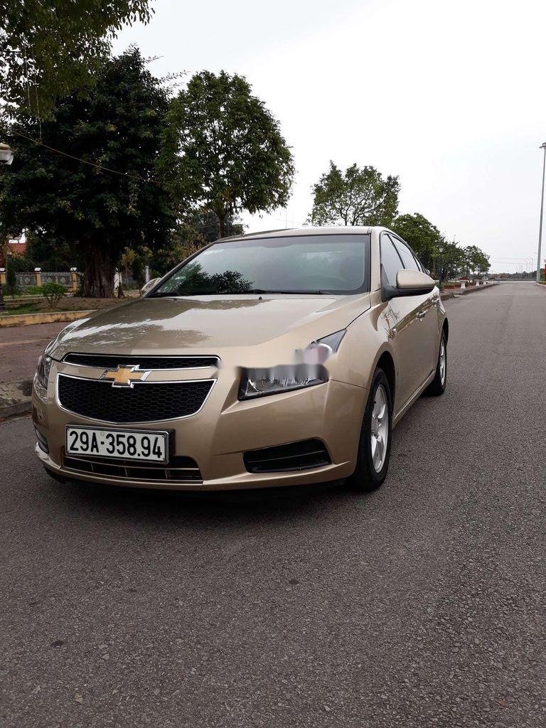 Chevrolet Cruze   2011 - Bán Chevrolet Cruze đời 2011, màu vàng, giá 275 triệu