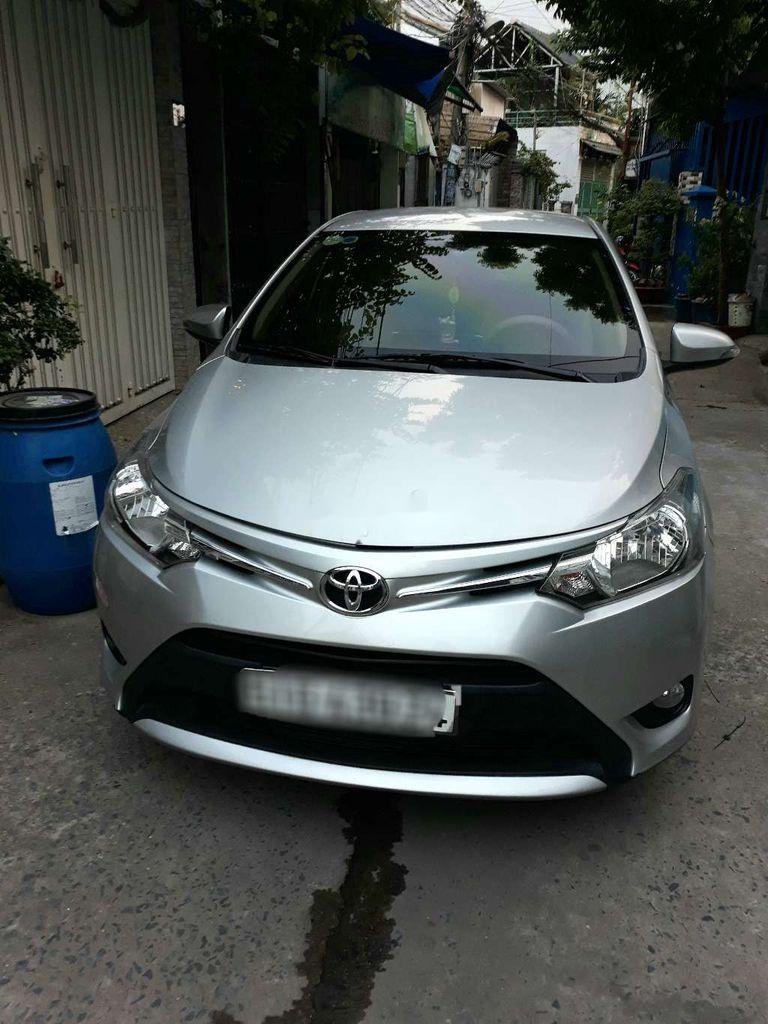 Toyota Vios   2017 - Bán Toyota Vios năm 2017, màu bạc, 420tr