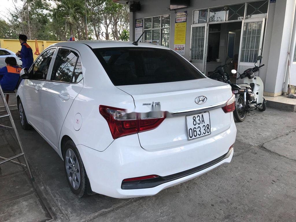 Hyundai Grand i10 2017 - Bán ô tô Hyundai Grand i10 2017, màu trắng, xe nhập