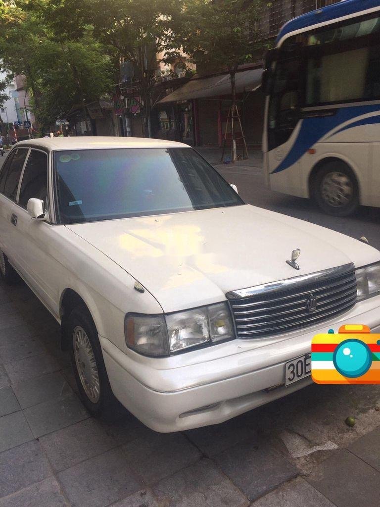 Toyota Crown   1996 - Cần bán Toyota Crown đời 1996, màu trắng, chính chủ