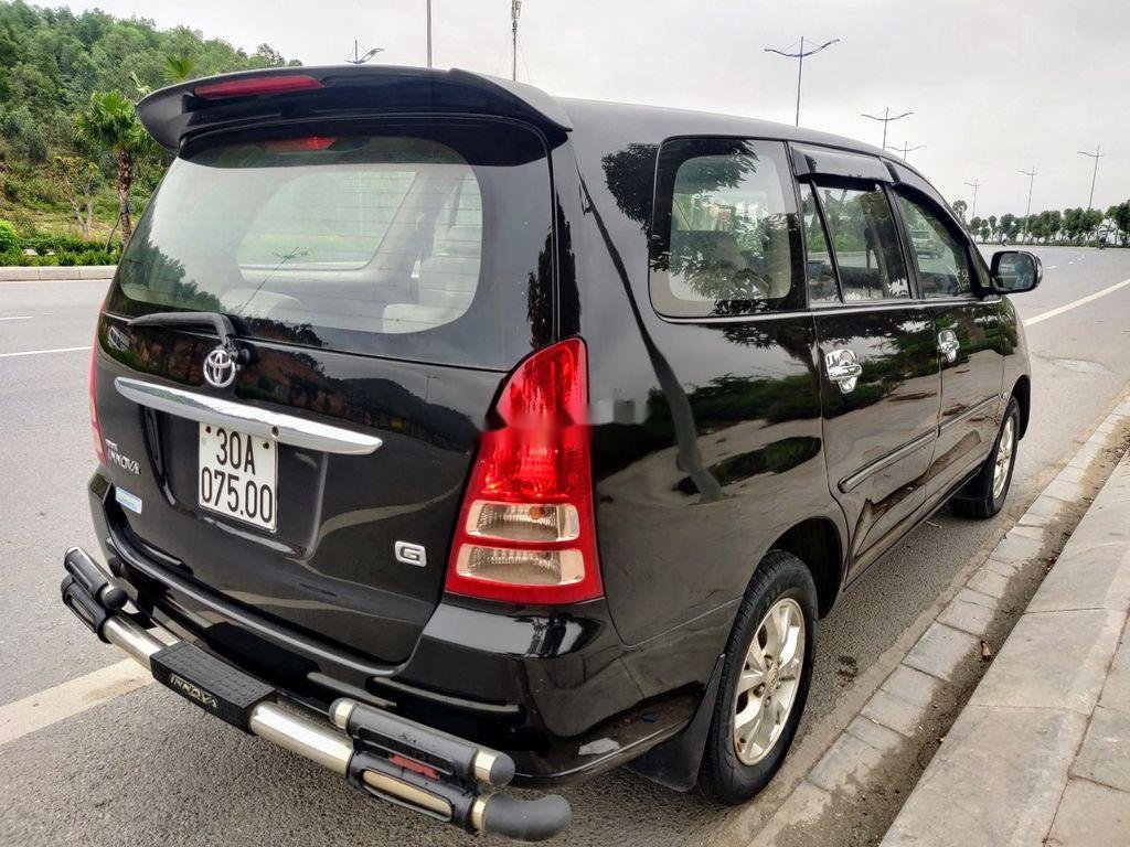 Toyota Innova 2006 - Cần bán Toyota Innova năm 2006, màu đen, giá chỉ 248 triệu