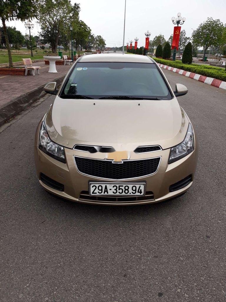 Chevrolet Cruze   2011 - Bán Chevrolet Cruze đời 2011, màu vàng, giá 275 triệu