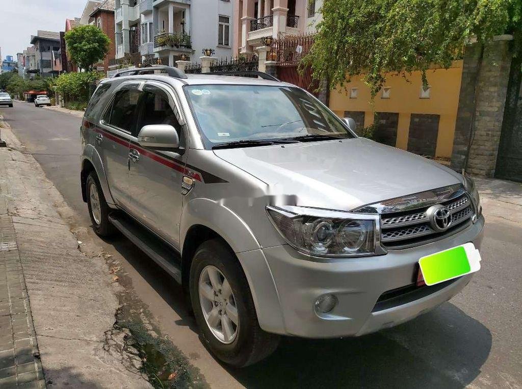 Toyota Fortuner   2009 - Cần bán Toyota Fortuner đời 2009, màu bạc, giá 489tr