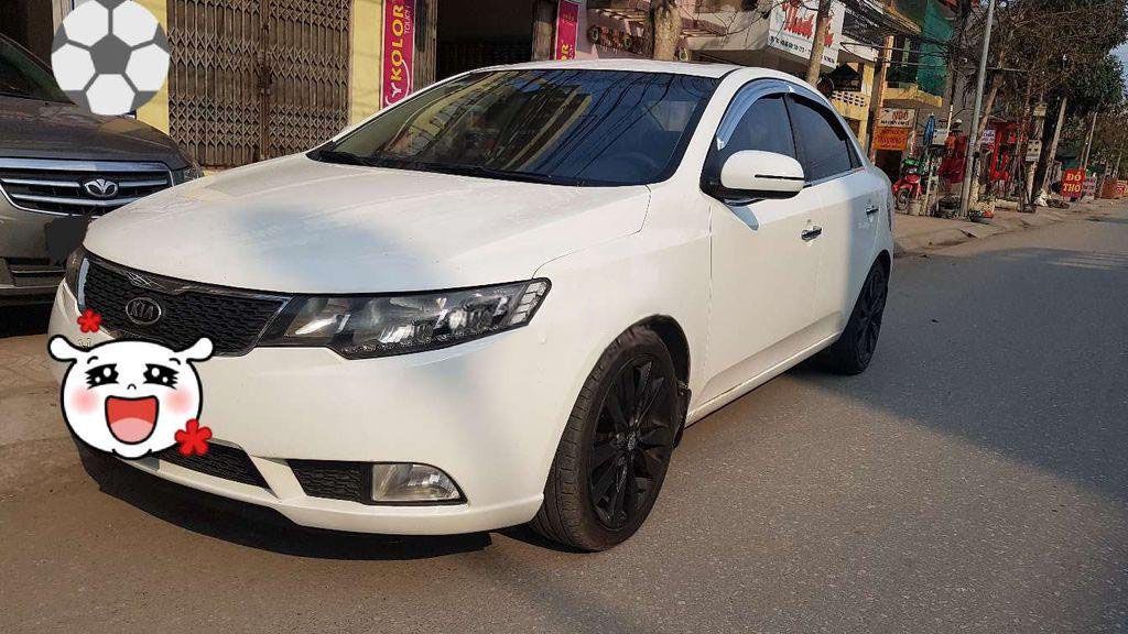 Kia Forte   2012 - Bán Kia Forte đời 2012, màu trắng, xe gia đình, giá 370tr