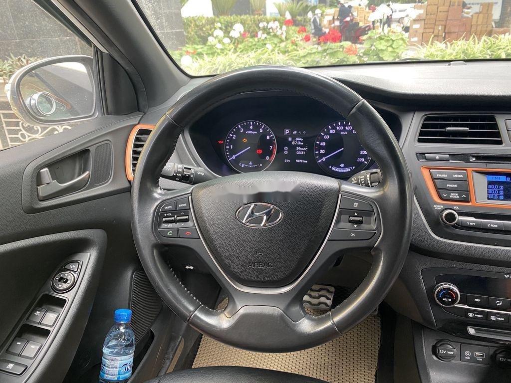 Hyundai i20 Active   2015 - Bán Hyundai i20 Active sản xuất năm 2015, màu trắng, nhập khẩu  