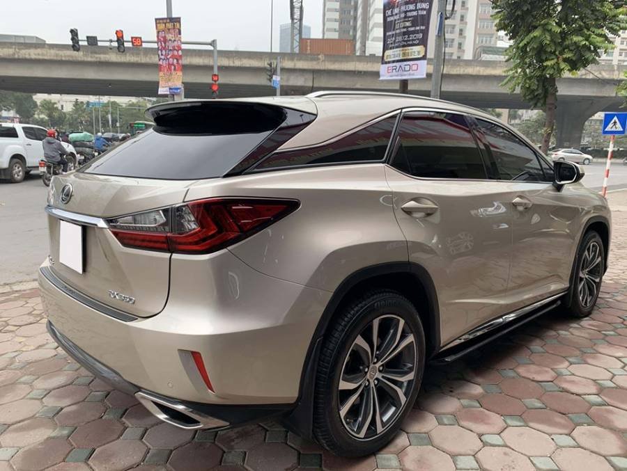 Lexus RX   2016 - Cần bán lại xe Lexus RX đời 2016, màu vàng, xe nhập