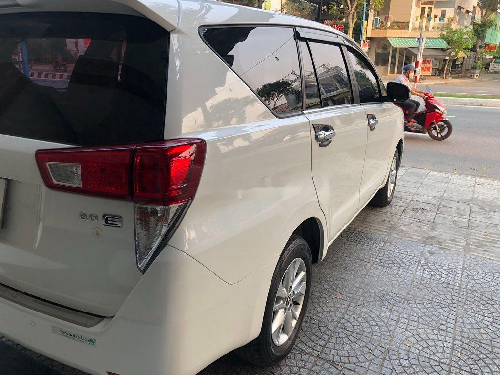 Toyota Innova 2018 - Bán xe Toyota Innova sản xuất 2018, màu trắng, 585 triệu