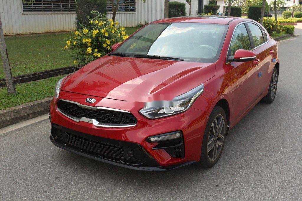 Kia Cerato 2020 - Cần bán xe Kia Cerato AT năm 2020, màu đỏ, giá chỉ 675 triệu