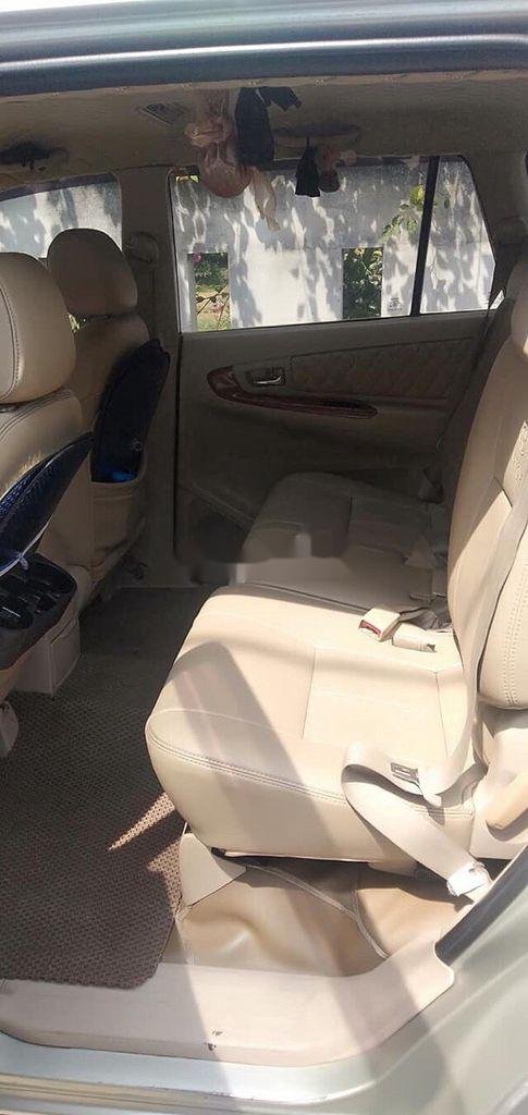 Toyota Innova 2007 - Bán xe Toyota Innova sản xuất năm 2007, màu bạc, giá tốt