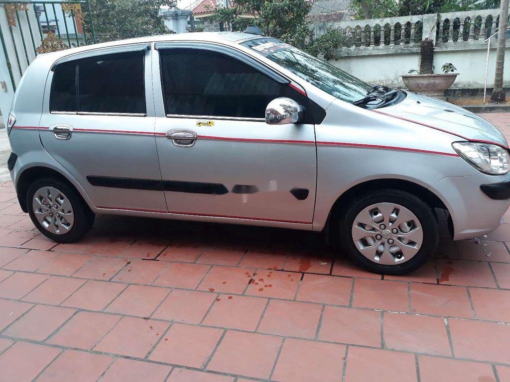 Hyundai Getz 2010 - Bán Hyundai Getz năm 2010, màu bạc, xe nhập