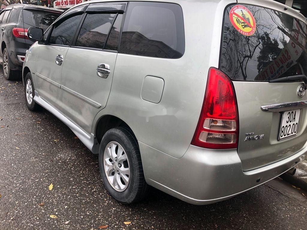 Toyota Innova     2008 - Cần bán Toyota Innova sản xuất năm 2008