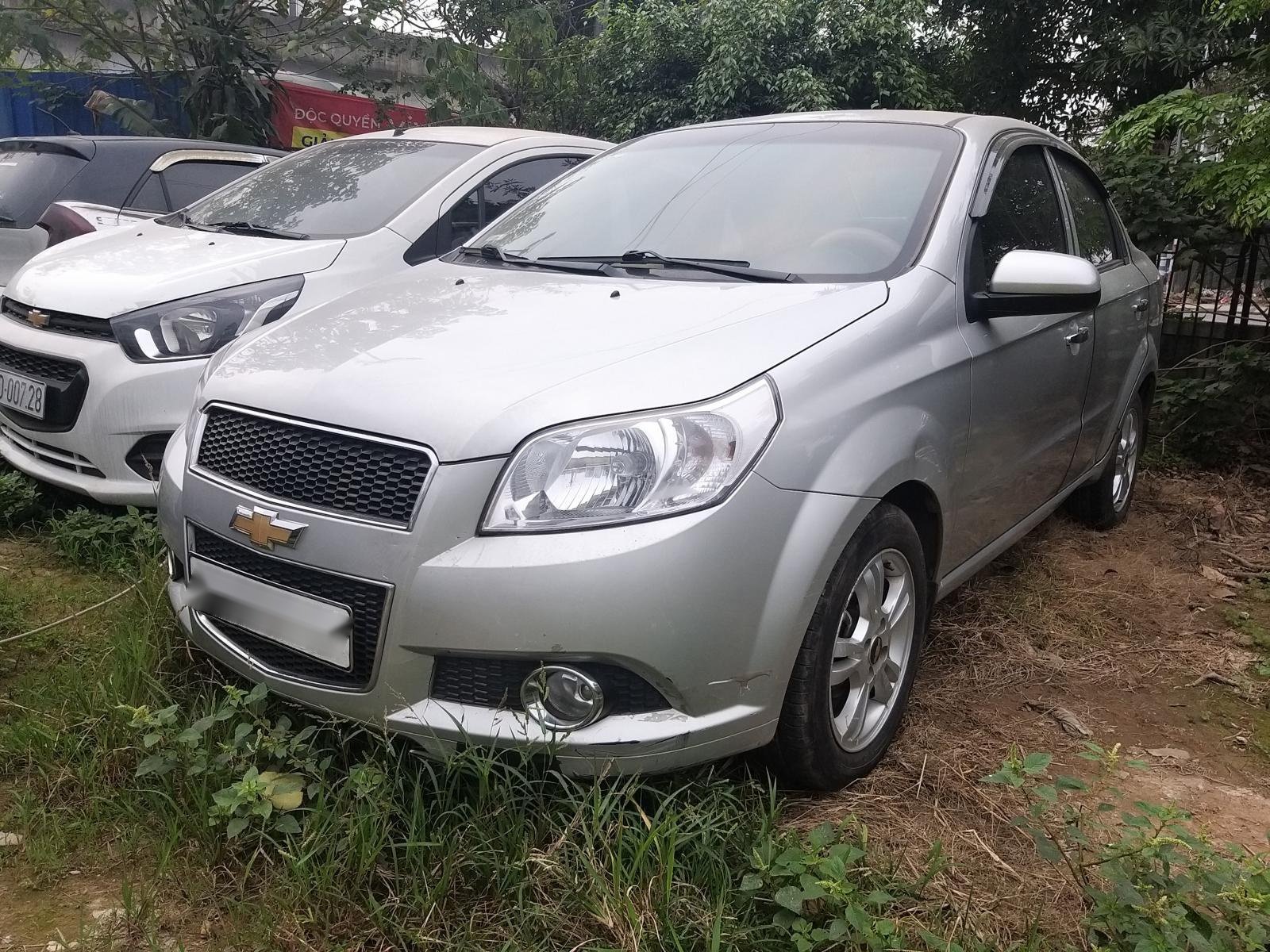 Chevrolet Aveo 2017 - Ngân hàng thanh lý tài sản chiếc Chevrolet Aveo năm sản xuất 2017, màu bạc, giá tốt