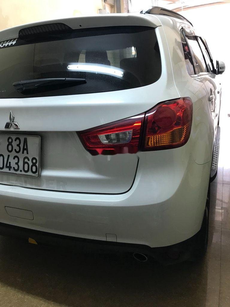 Mitsubishi Outlander     2014 - Bán ô tô Mitsubishi Outlander năm 2014, nhập khẩu nguyên chiếc, giá 600tr