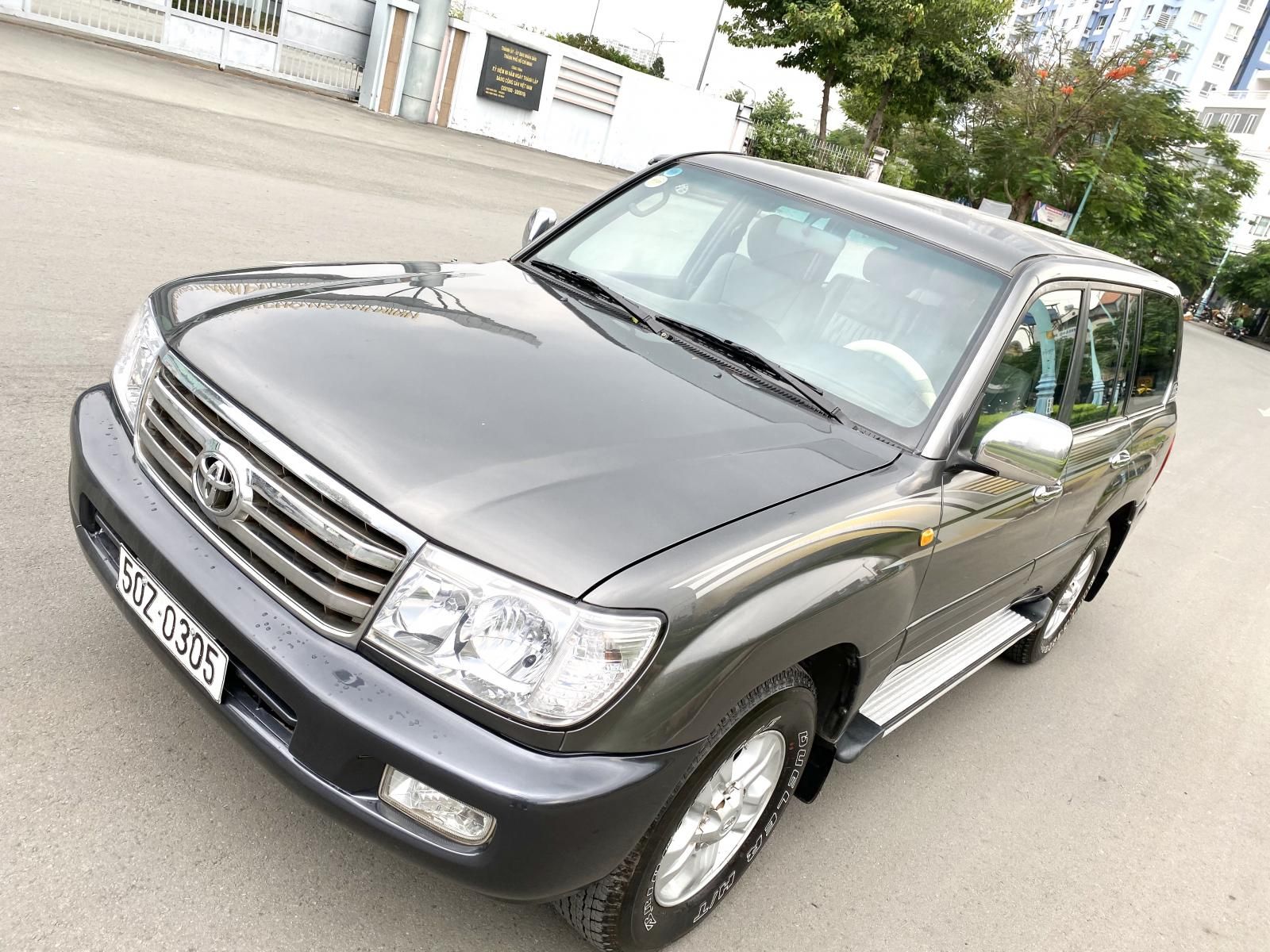 Toyota Land Cruiser 2008 - Bán ô tô Toyota Land Cruiser sản xuất năm 2008, màu xám, giá tốt