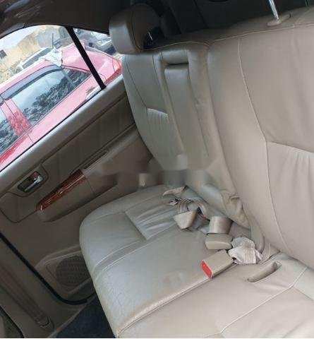 Toyota Fortuner 2011 - Bán ô tô Toyota Fortuner năm sản xuất 2011