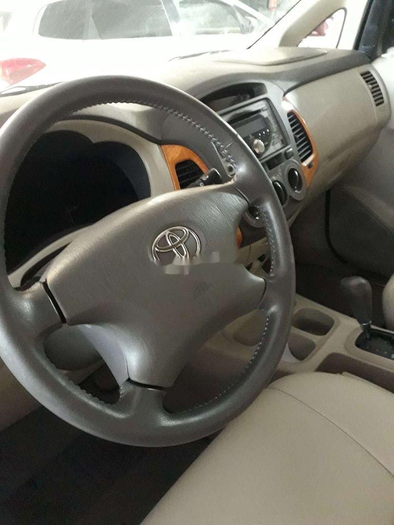 Toyota Innova   2008 - Cần bán lại xe Toyota Innova sản xuất 2008, màu bạc