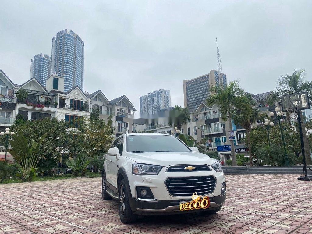 Chevrolet Captiva 2016 - Bán Chevrolet Captiva 2016, màu trắng, 610tr