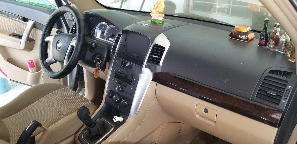 Chevrolet Captiva 2009 - Bán ô tô Chevrolet Captiva năm 2009, màu bạc, nhập khẩu