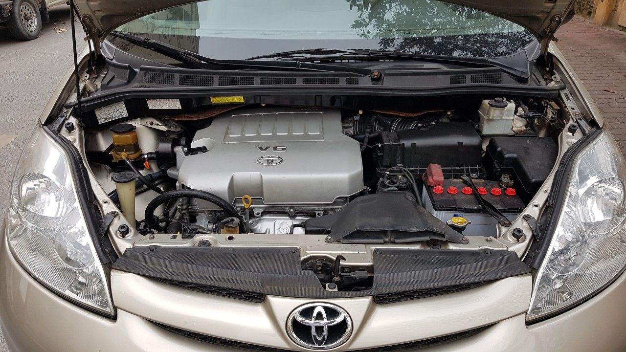 Toyota Sienna 2007 - Nhật Minh Auto cần bán Toyota Sienna sản xuất năm 2007, màu vàng cát