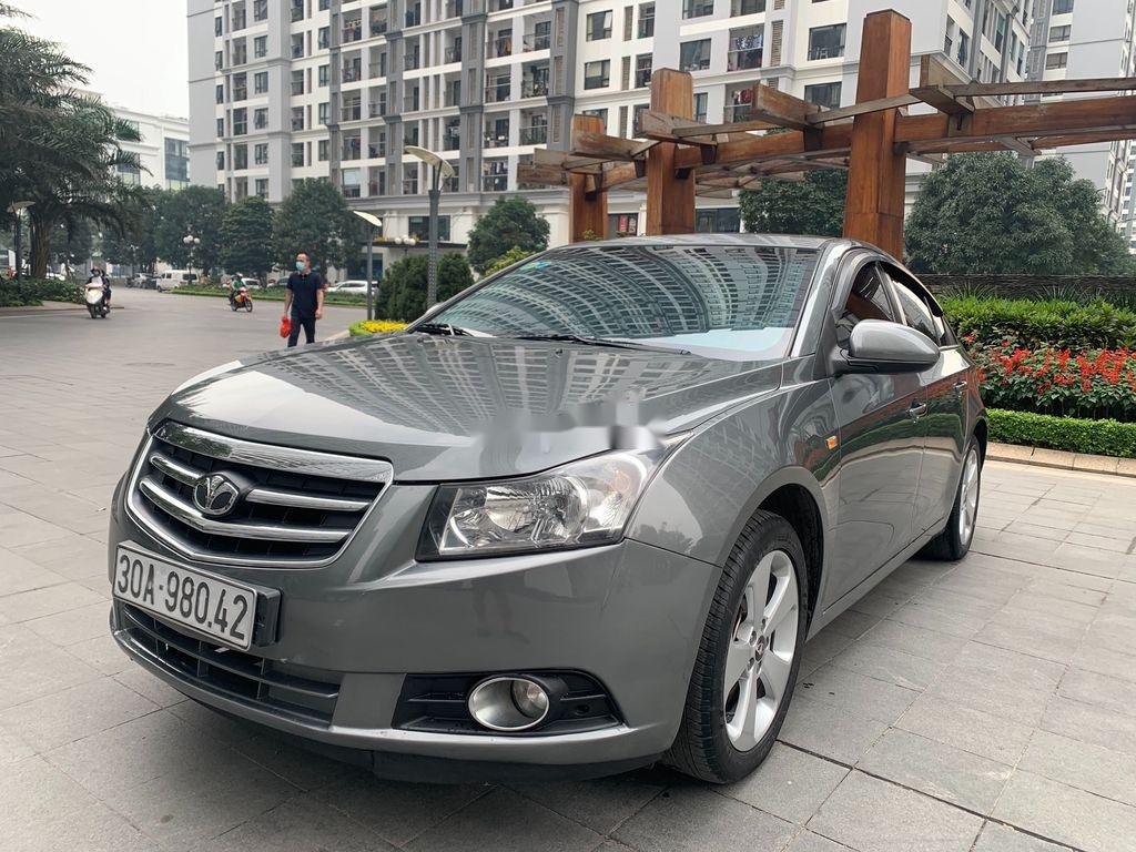 Chevrolet Lacetti 2010 - Cần bán lại xe Chevrolet Lacetti năm 2010, màu xám, nhập khẩu nguyên chiếc